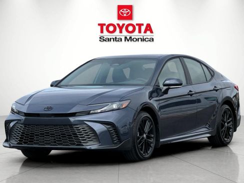 New 2026 Toyota Camry SE w/ Convenience Package FWD image 6