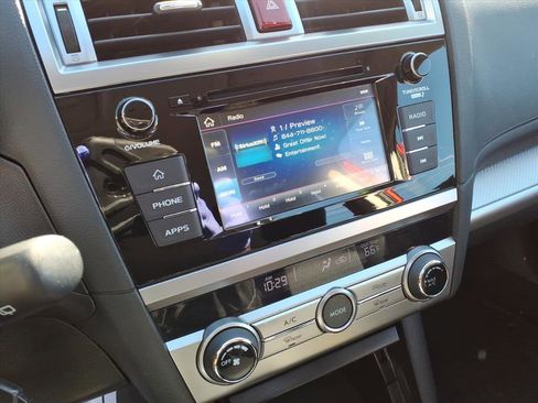 Used 2019 Subaru Outback 2.5i image 17