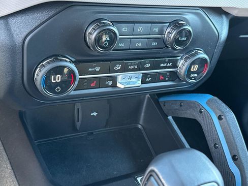 Certified 2023 Ford Bronco Wildtrak image 30