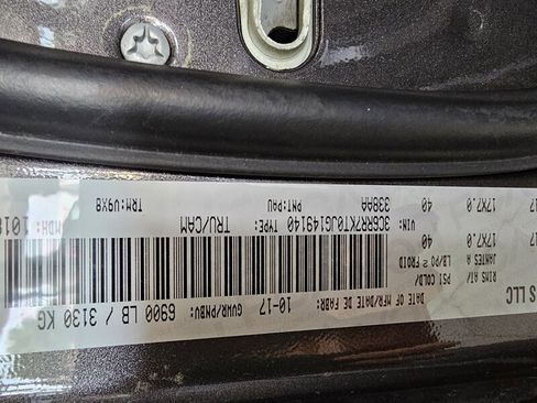 Used 2018 RAM 1500 ST w/ SXT Appearance Group image 32