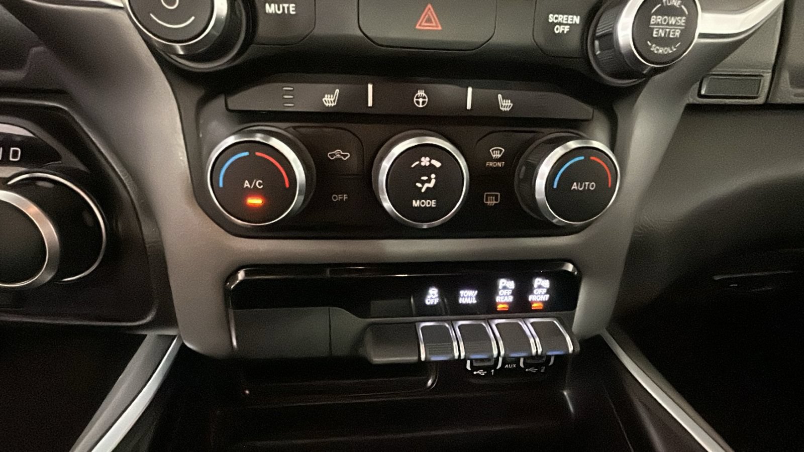 Used 2022 RAM 1500 Big Horn AWD/4WD image 27