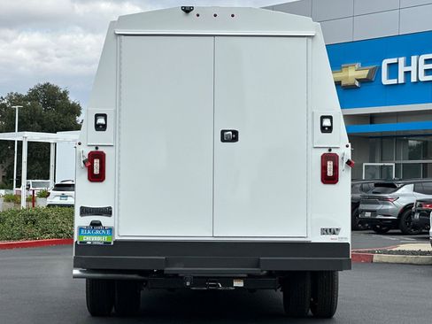 New 2024 Chevrolet Express 3500 w/ Power Convenience Package image 4