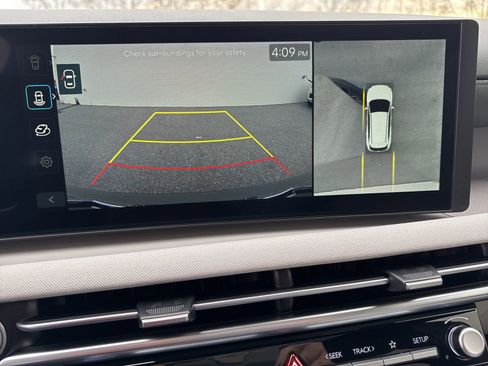 Used 2025 Hyundai Tucson Limited image 24