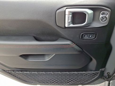 Used 2021 Jeep Wrangler Unlimited Rubicon AWD/4WD image 12