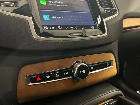 Certified 2024 Volvo XC90 B6 Plus w/ Protection Package Premier image 17