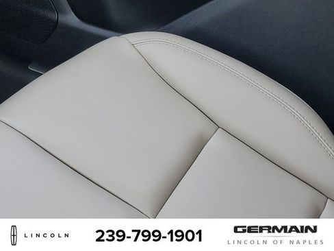 New 2026 Lincoln Corsair Premiere image 27