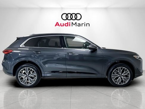 Certified 2025 Audi Q5 Premium Plus w/ Premium Plus image 6