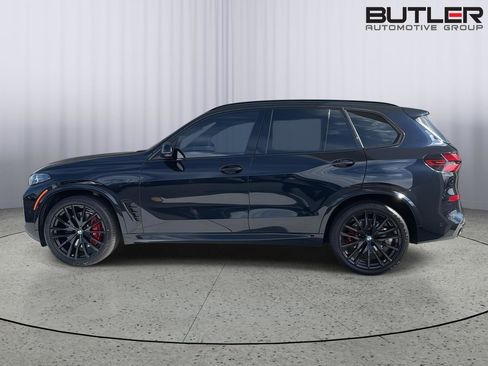 Certified 2024 BMW X5 xDrive40i w/ M Sport Package image 3