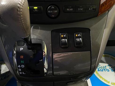 Used 2009 Toyota Sienna FWD image 14