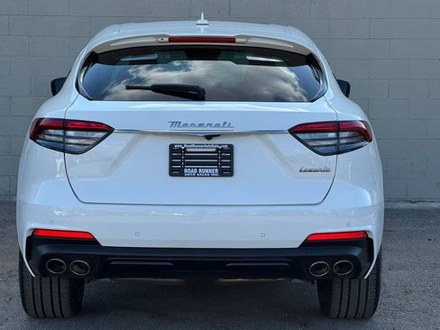 Used 2024 Maserati Levante Modena Ultima AWD/4WD image 5