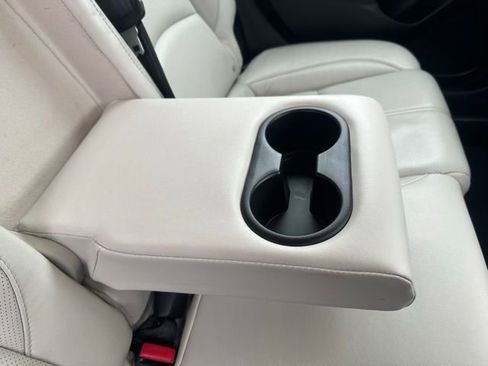 Used 2017 MAZDA MAZDA3 Grand Touring image 31