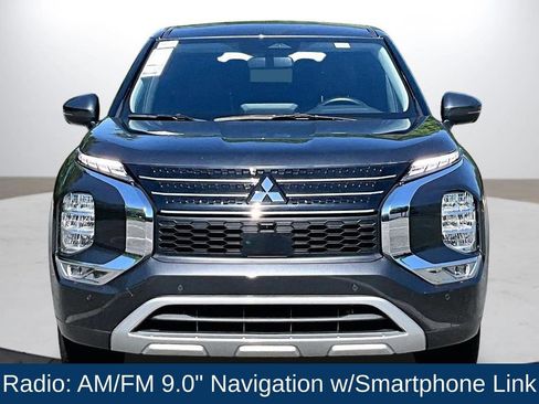 Used 2024 Mitsubishi Outlander SE FWD image 3