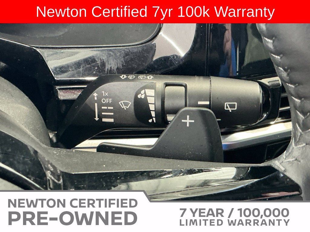 Used 2024 Nissan Pathfinder SL AWD/4WD image 40
