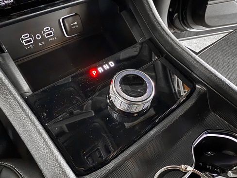 New 2025 Jeep Grand Cherokee Altitude AWD/4WD image 31