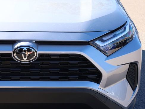 New 2025 Toyota RAV4 XLE image 15