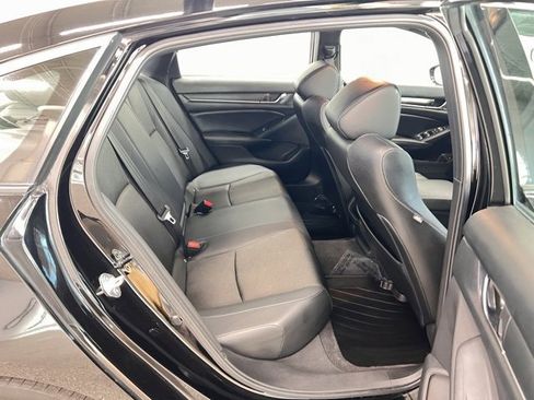Used 2022 Honda Accord Sport image 12