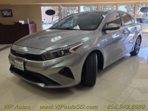 Used 2016 Kia Forte LX FWD image 4
