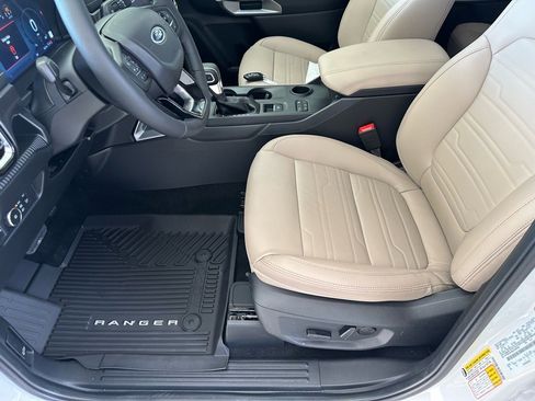 New 2025 Ford Ranger Lariat w/ Chrome Accent Package image 21