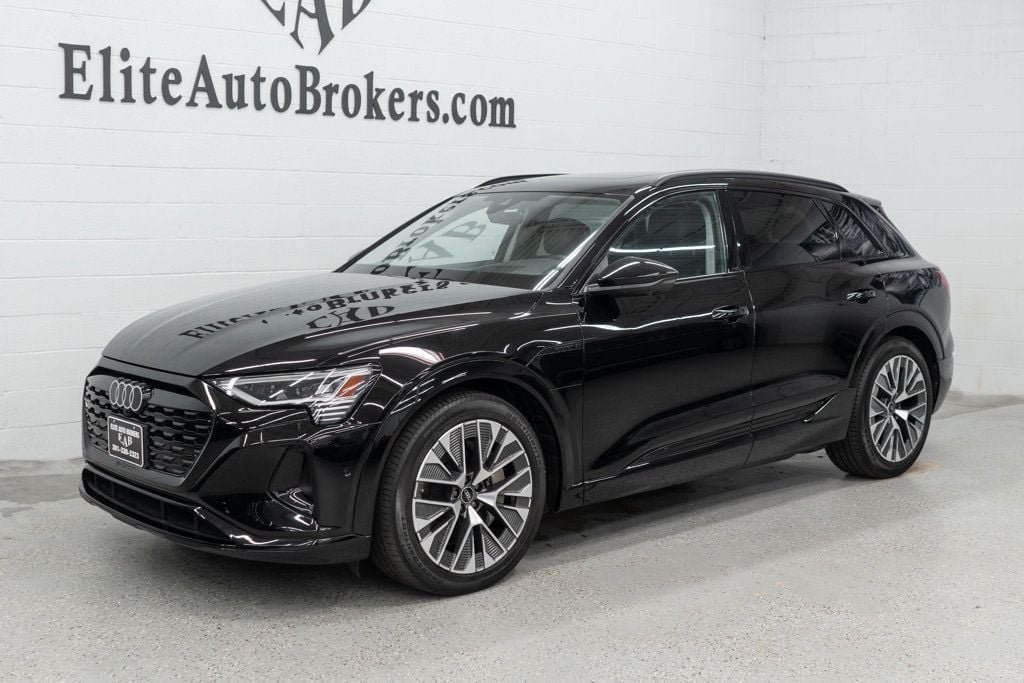 Used 2024 Audi Q8 e-tron Prestige w/ Prestige Package AWD/4WD image 39
