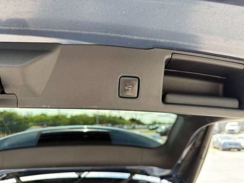 Used 2020 Ford Escape Titanium FWD image 46