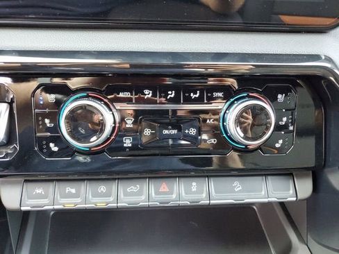 New 2026 GMC Sierra 1500 AT4 image 24