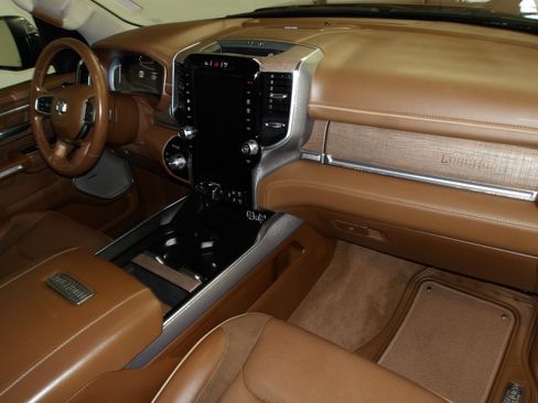 Used 2023 RAM 1500 Limited AWD/4WD image 15