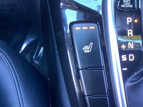 Used 2023 Kia Seltos S AWD/4WD image 24
