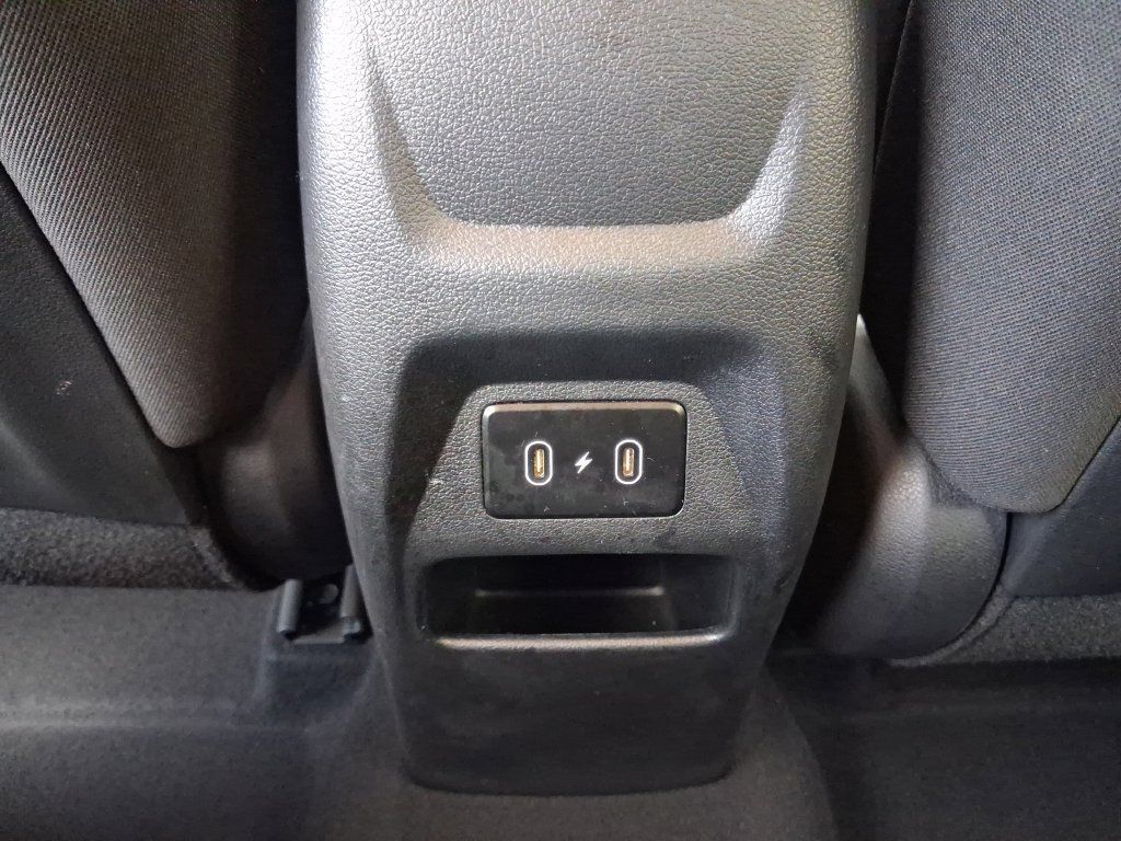 Used 2026 Hyundai Venue SEL FWD image 14