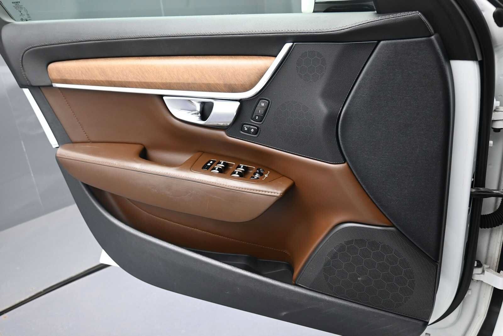 Used 2018 Volvo S90 T6 Inscription w/ Convenience Package AWD/4WD image 10