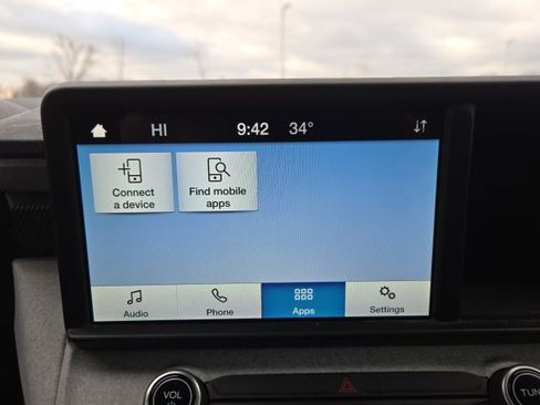 Certified 2022 Ford Maverick XLT image 28