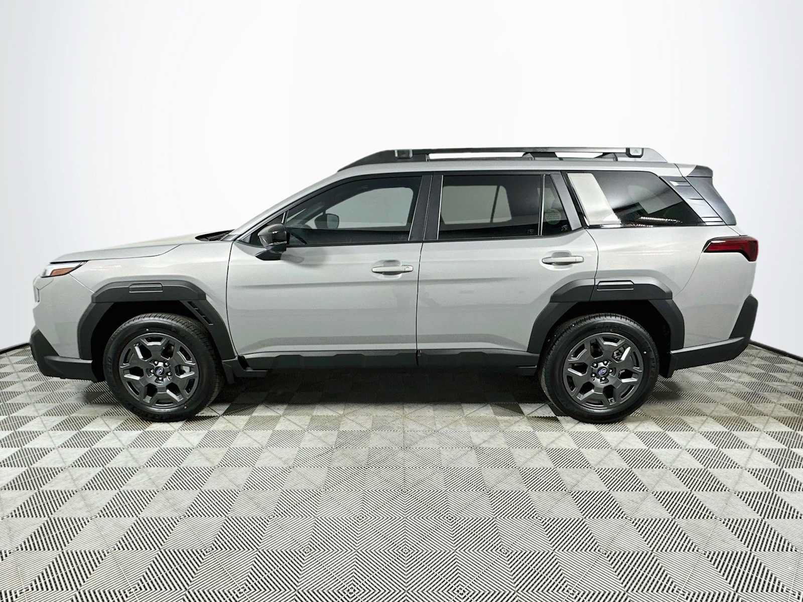 Certified 2026 Subaru Outback Premium AWD/4WD image 4