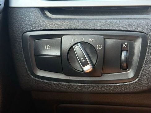 Used 2017 BMW X1 sDrive28i FWD image 18