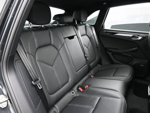 New 2026 Porsche Macan S image 27