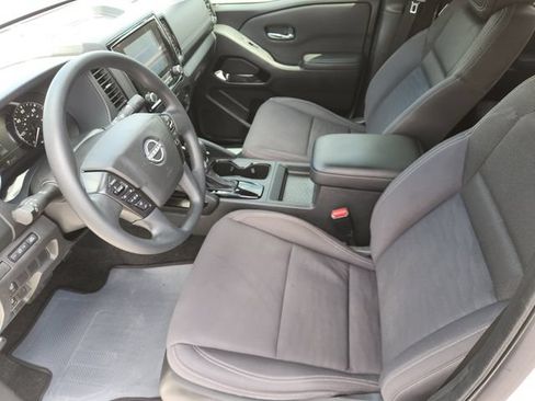 Used 2023 Nissan Frontier SV w/ Midnight Edition Package RWD image 11