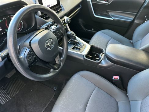 Used 2024 Toyota RAV4 XLE image 10