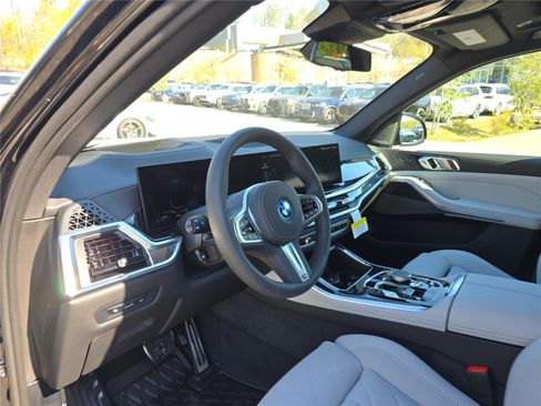 New 2026 BMW X5 xDrive50e w/ M Sport Package AWD/4WD image 23