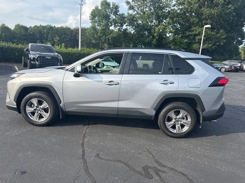 Used 2025 Toyota RAV4 XLE w/ Convenience Package FWD image 8