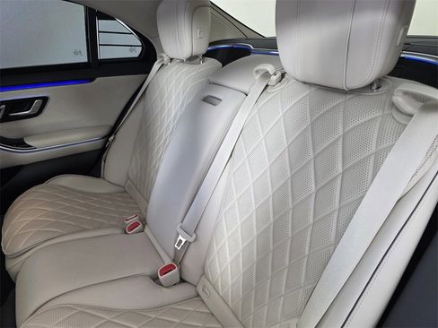 Certified 2023 Mercedes-Benz S 580 4MATIC Sedan image 16