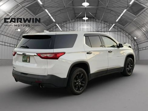 Used 2020 Chevrolet Traverse LS FWD image 7