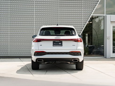 Certified 2025 Audi Q5 Premium w/ Premium Plus AWD/4WD image 25