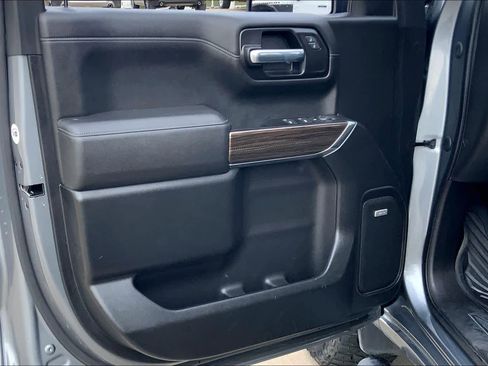 Used 2021 Chevrolet Silverado 1500 LT Trail Boss w/ Convenience Package II image 20