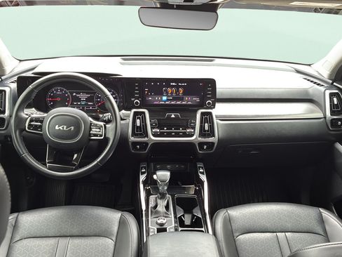 Used 2022 Kia Sorento SX FWD image 19