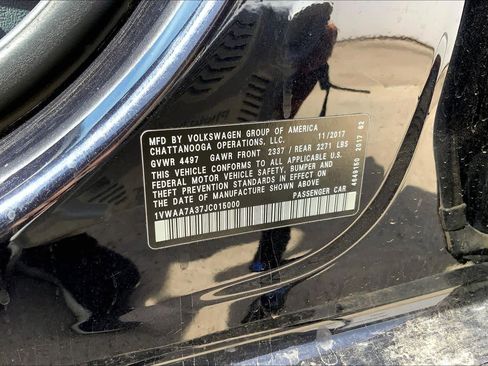 Used 2018 Volkswagen Passat 2.0T R-Line image 37