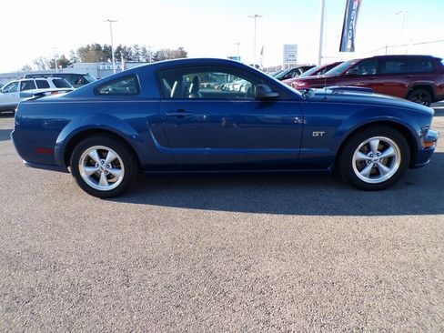 Used 2008 Ford Mustang GT image 5