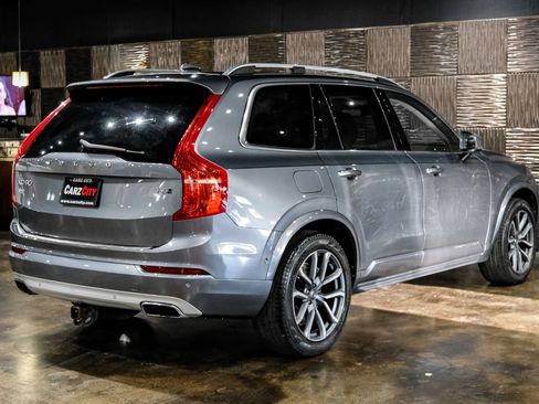 Used 2017 Volvo XC90 T6 Momentum w/ Convenience Package AWD/4WD image 9