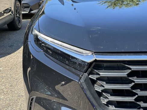 Used 2023 Honda CR-V LX image 8