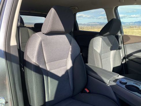 Used 2021 Nissan Rogue SV image 17