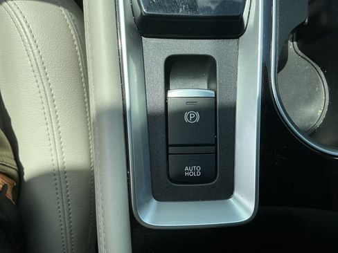 Certified 2021 Nissan Altima 2.5 SL AWD/4WD image 23