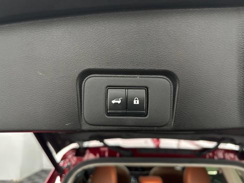 Used 2026 Nissan Rogue Platinum w/ Platinum Premium Package AWD/4WD image 37