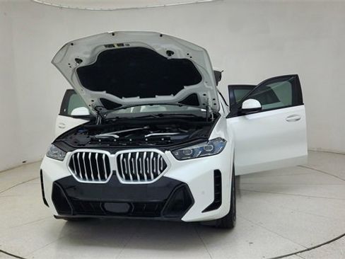 Used 2025 BMW X6 xDrive40i image 78